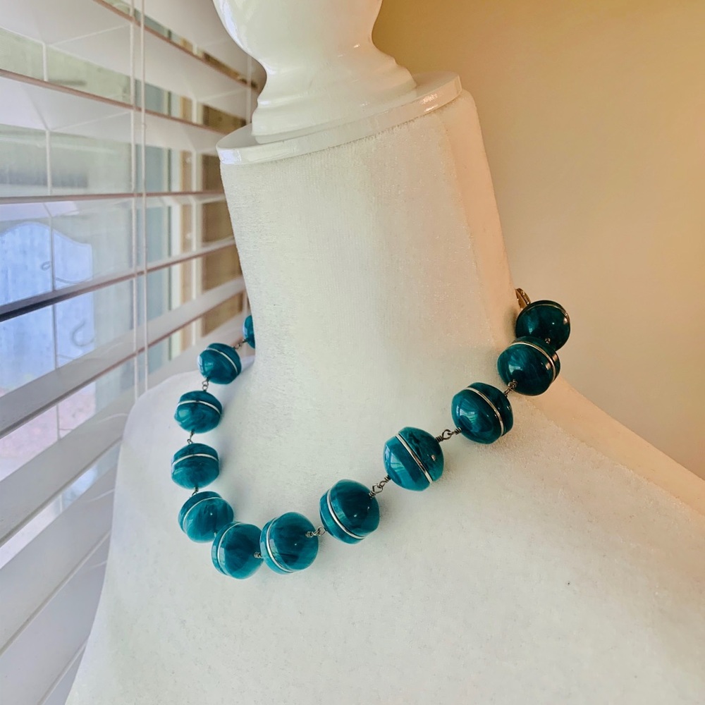 ANN TAYLOR TEAL BEADED NECKLACE - Picture 2 of 6